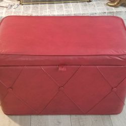 Candy Apple Red Vintage Vinyl Padded Storage

Chest Bench Trunk w/Brass Hardware