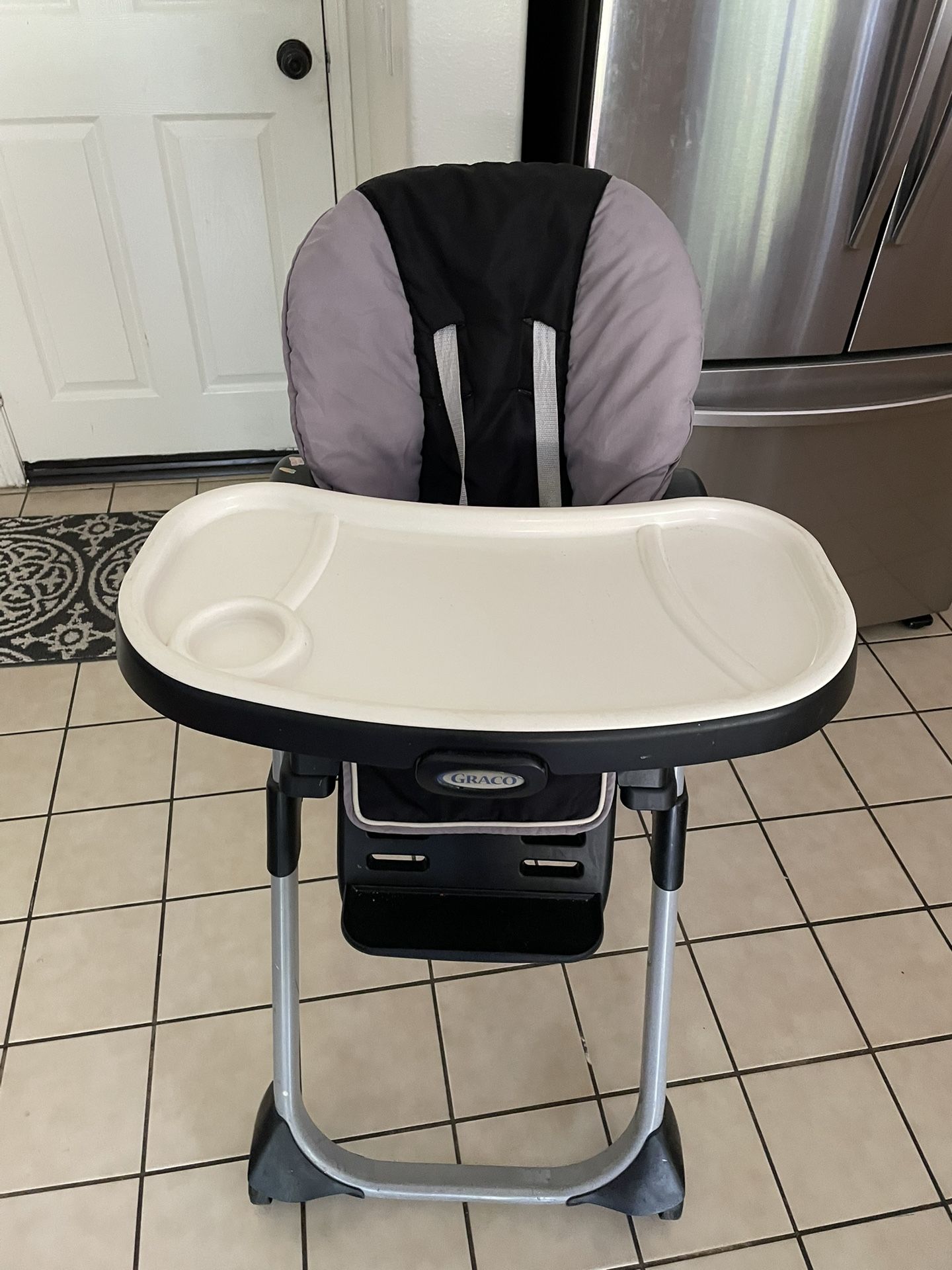Graco High Chair Freshly Washed Cover - Infant Baby Toddler  Asking $60 OBO