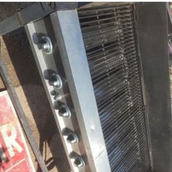 8 Burner Grill