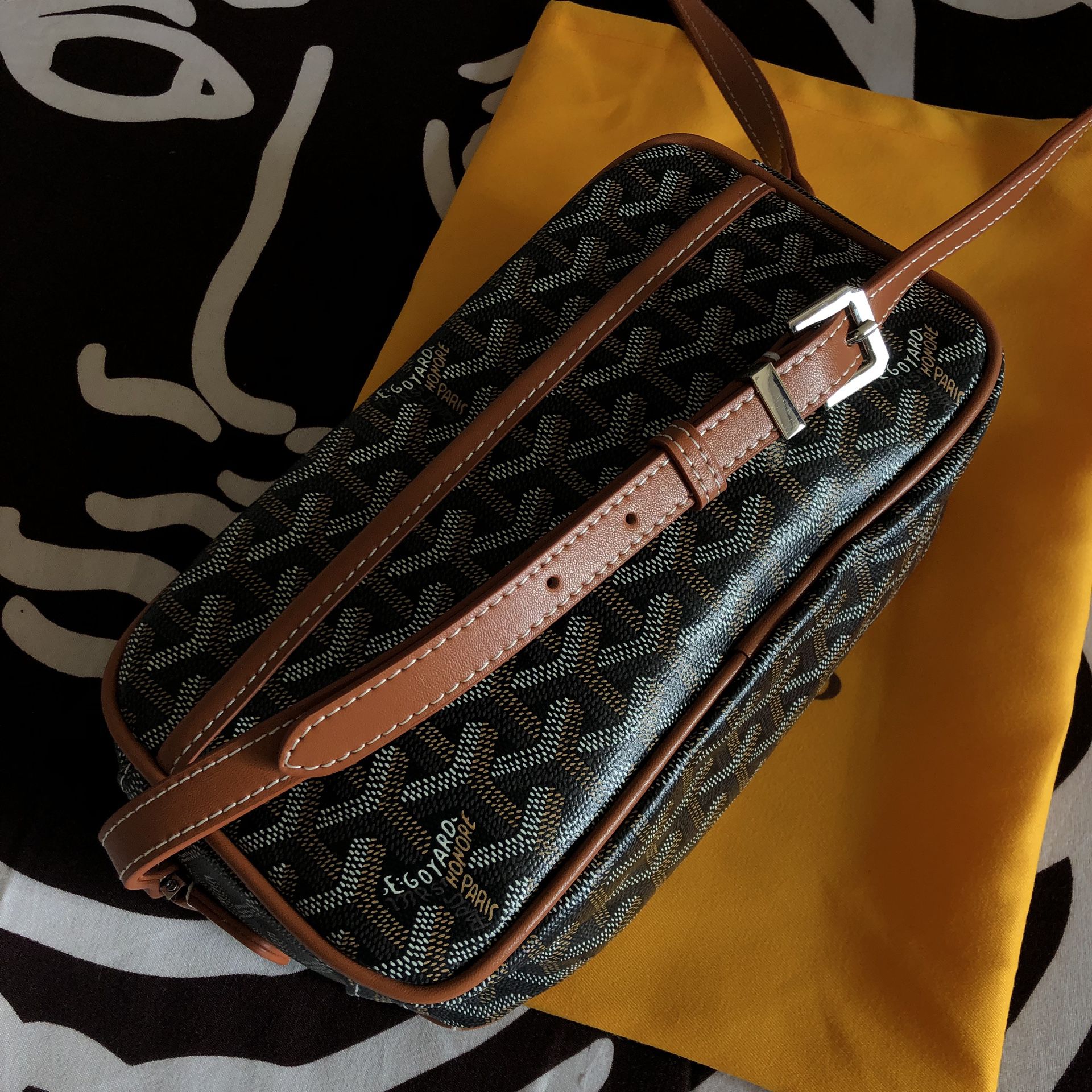 Louis Vuitton Cross Body Bag / Goyard bag for Sale in Myrtle Beach, SC -  OfferUp