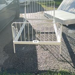 Twin Bed Frame Metal White 