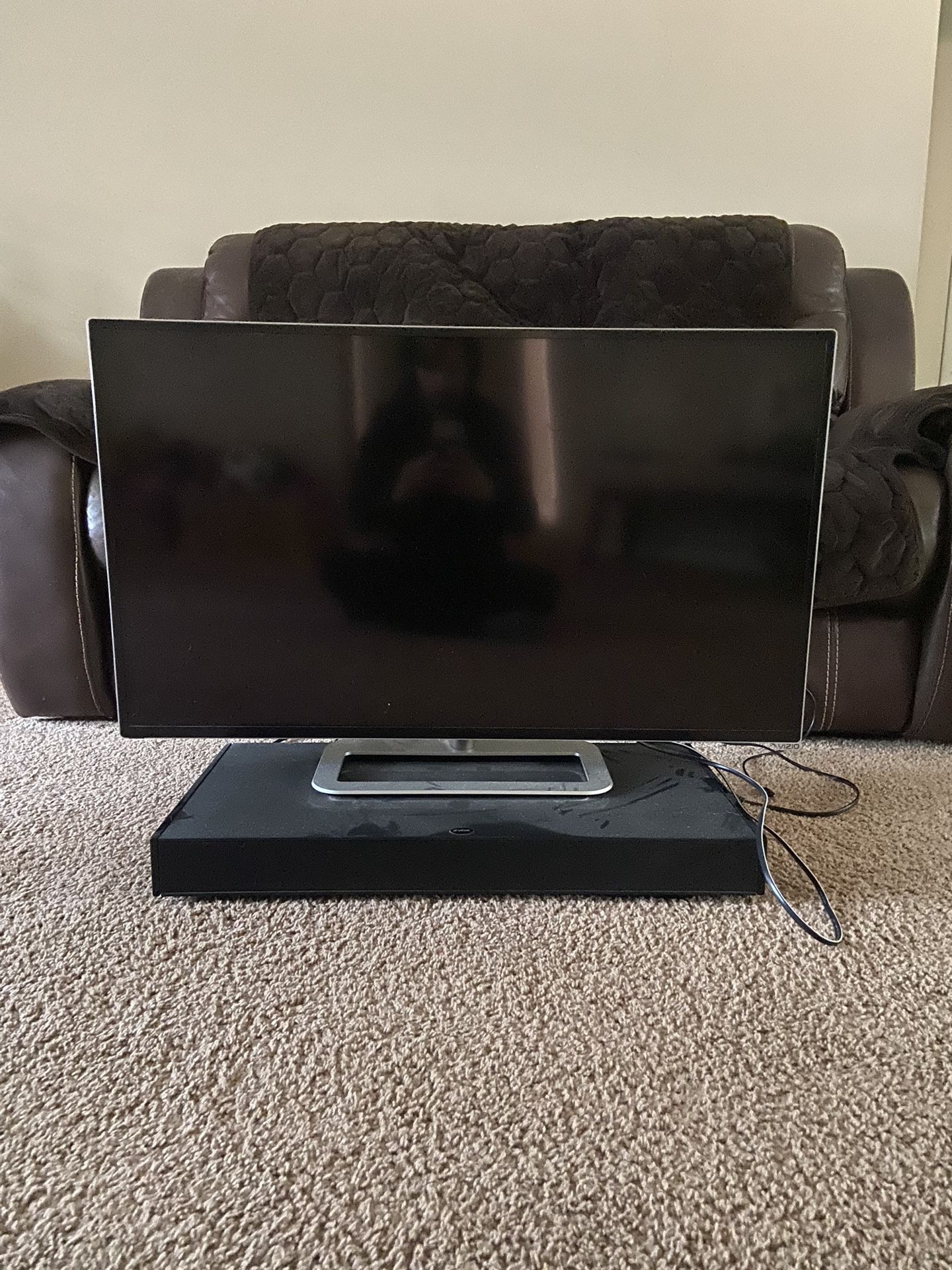 40” Vizo Tv + Sound Bar