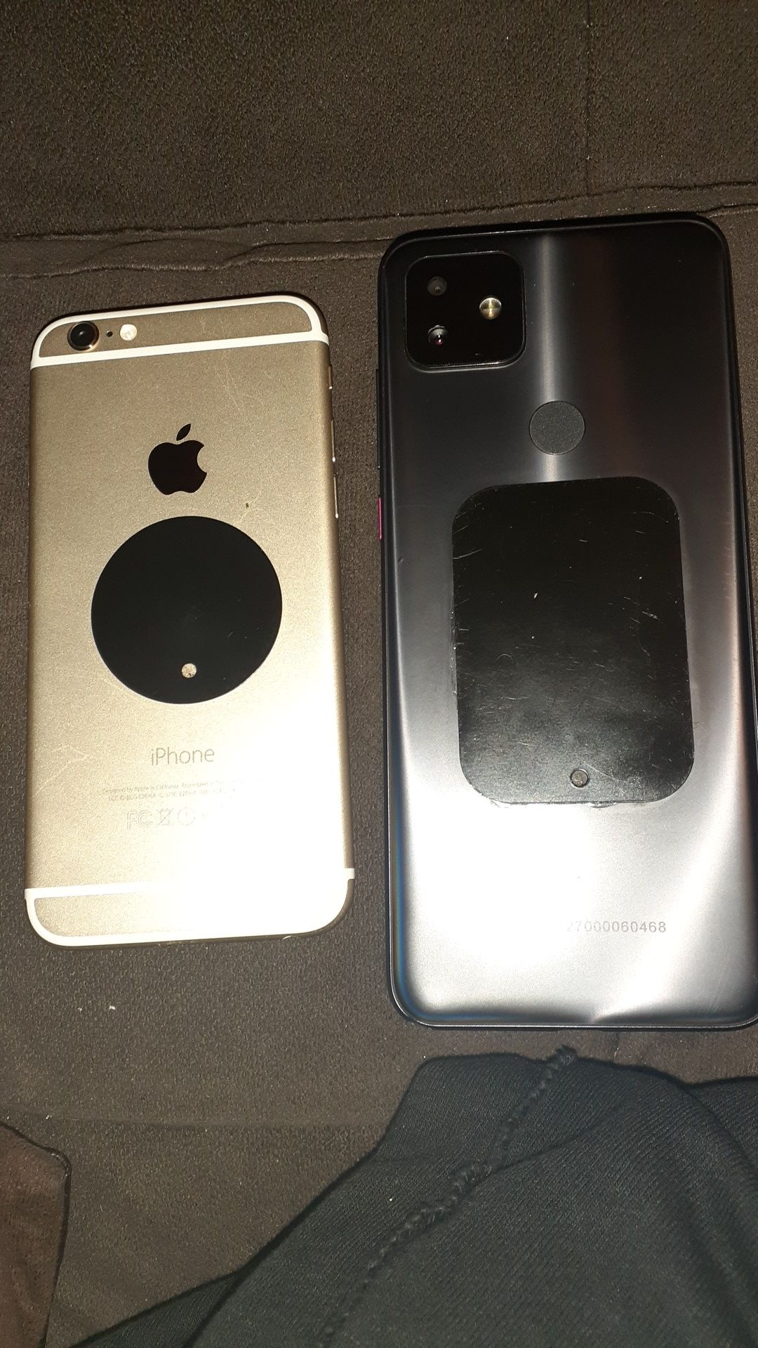 iPhone 8 new condition and a black pixel new condition