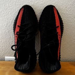 Yeezy 350 V2 Black/Red M13