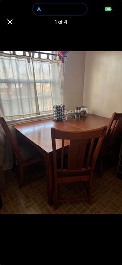 Wood Dining Table & 5 Chairs