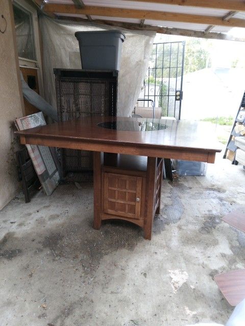 Dining Table With 8 Chairs