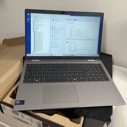 Laptop Dell Latitude 5550 ultra 7 165H 32Gb 512Gb