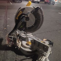 Dewalt 10 In Miter Saw 
