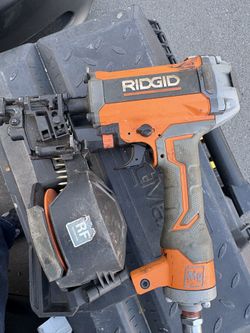 Pneumatic 15 Deg. 1-3/4 in. Coil Roofing Nailer