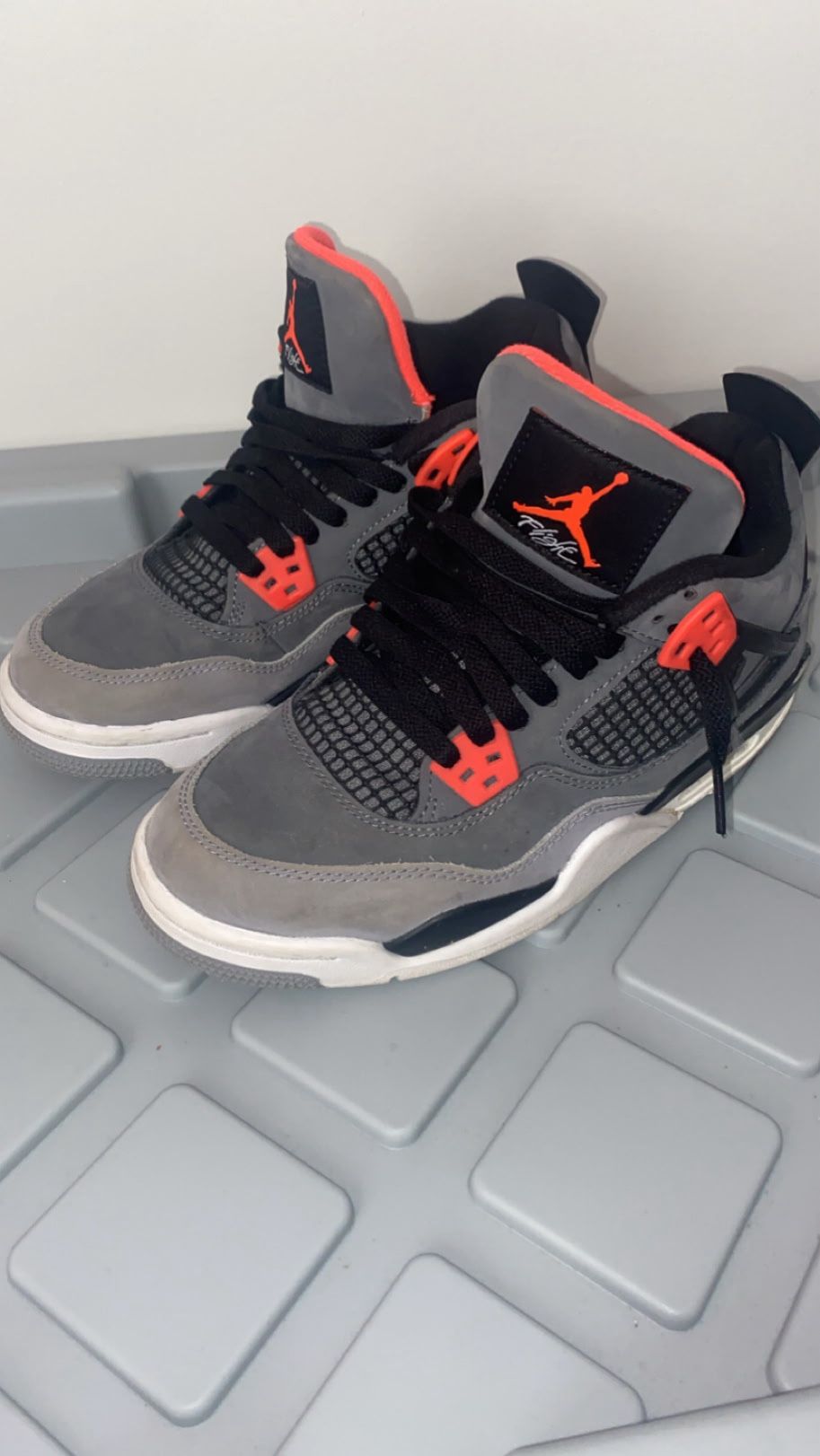 Jordan 4s Retro Infrared  (GS)