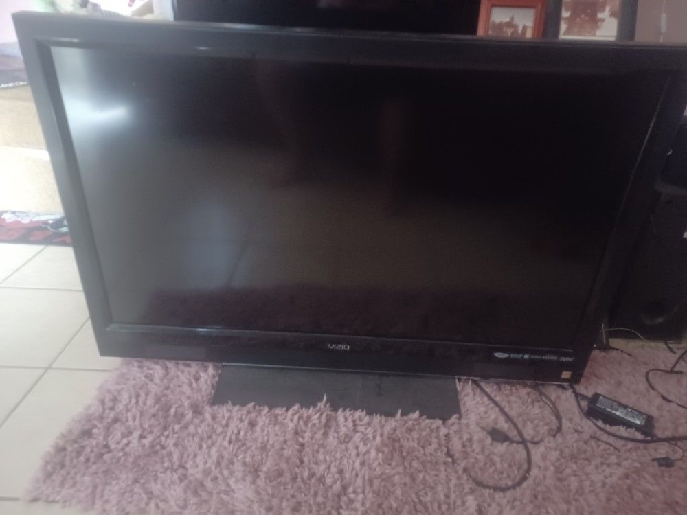 46 Inch Vizio For Cheap Works Perfect $50