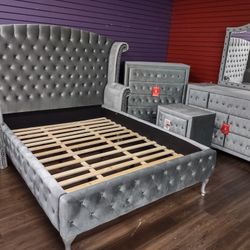 4 Piece Queen Bedroom Set Queen Bed Frame Dresser Mirror And Nightstand