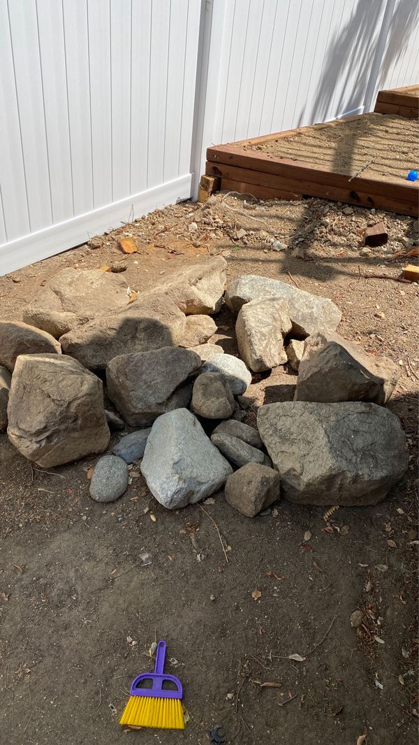 Free Landscaping Rocks for Sale in Los Angeles, CA - OfferUp