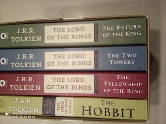 Lord Of The Rings 4 Book Bundle