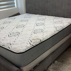 King Frame Bed +box Spring 