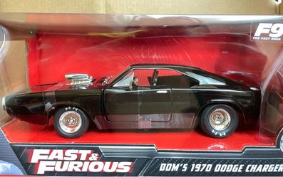 Fast & Furious Dom's 1970 Dodge Charger Die-Cast