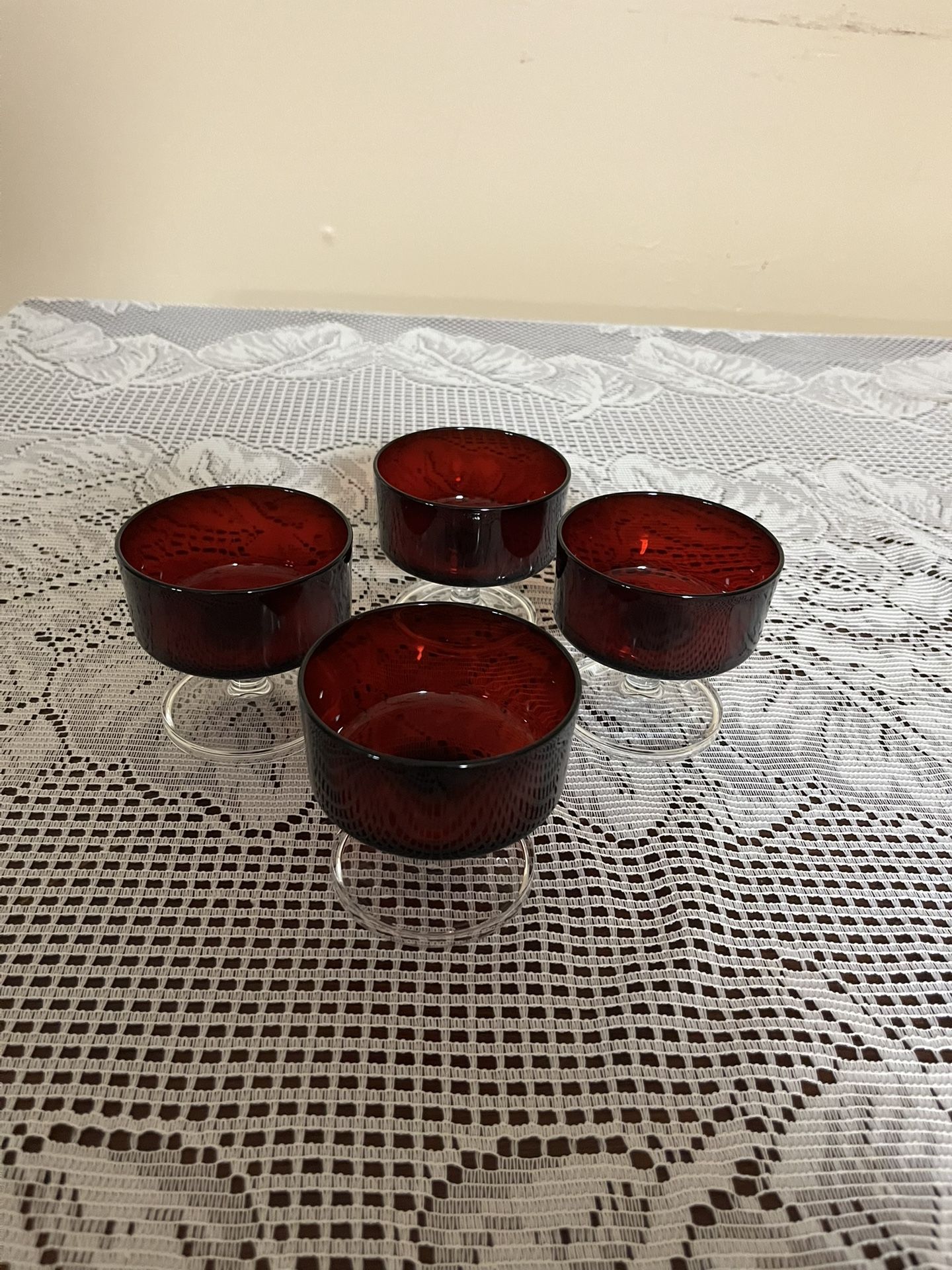 Vintage French Champagne Glasses Ruby Red, Set of 4 in Excellent condition, $15