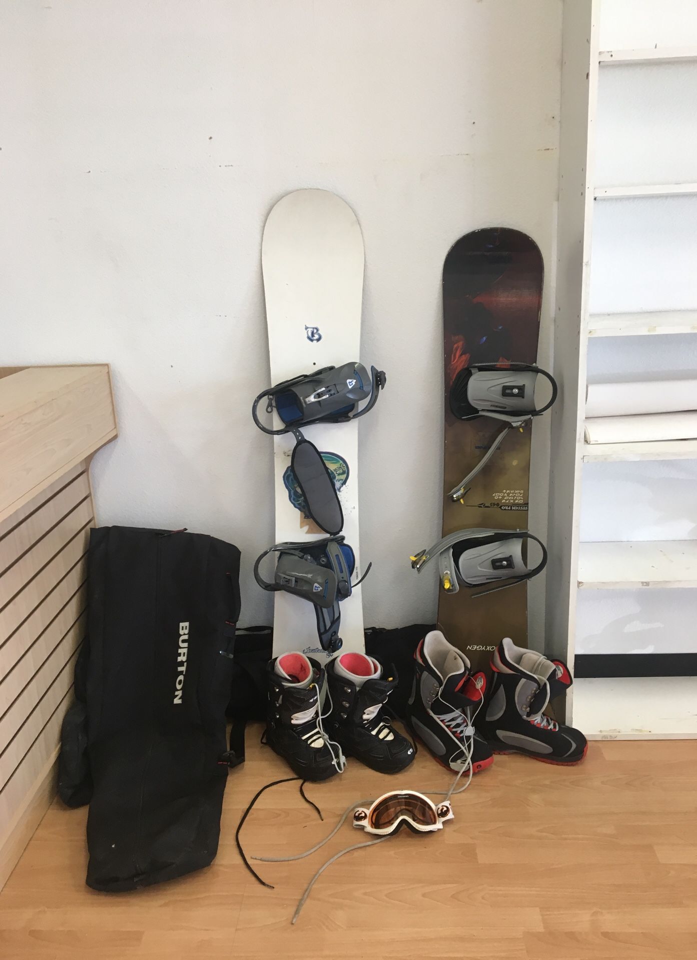 2 snowboards w/bags & shoes