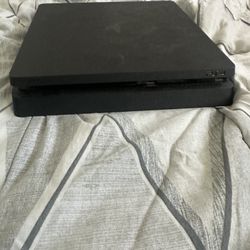 PS4 (No Controller)