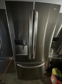 LG French Door Refrigerator in Stainless