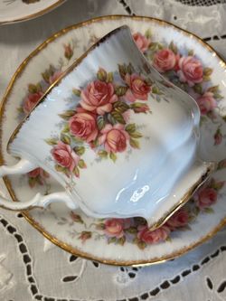 Paragon 4 Teacups with Saucers