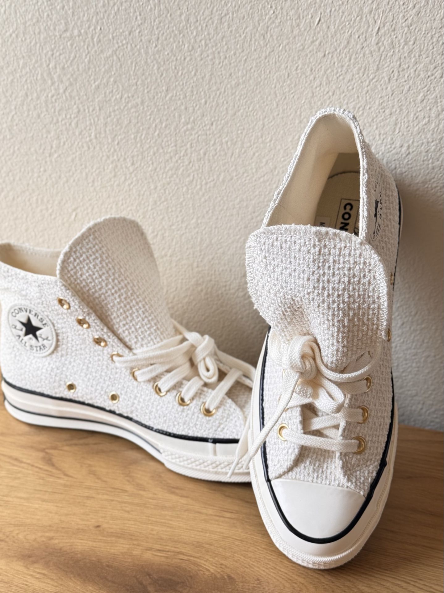 Converse