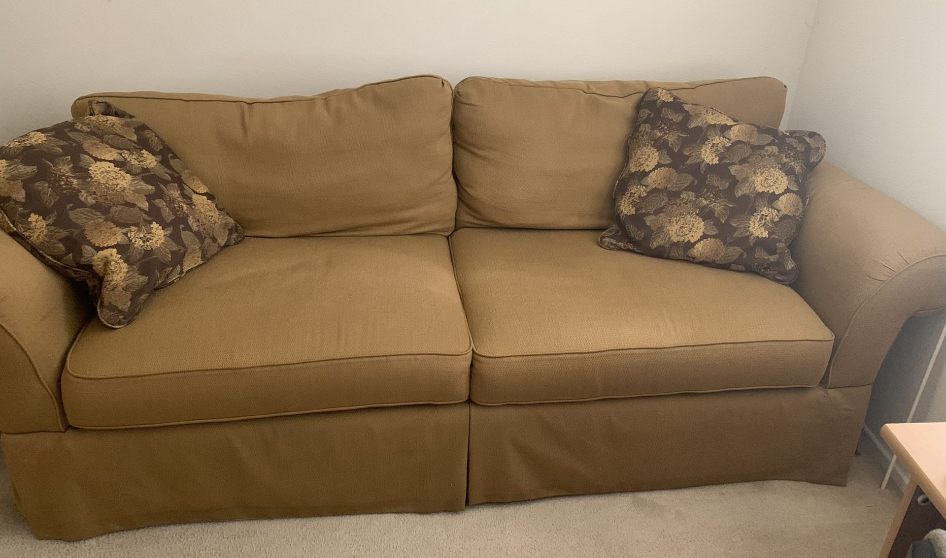 Sofa bed for Sale. Queen size pull out bed.