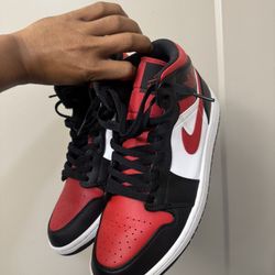 Jordan 1 Mids Size 9.5 No Box $60