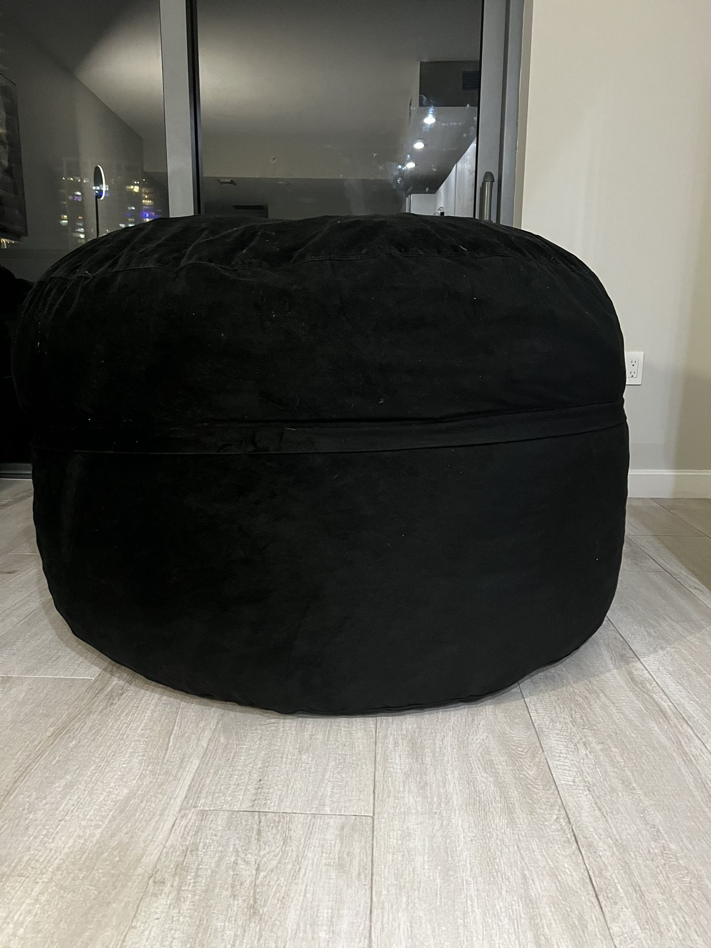 5’ Bean Bag - Super Comfortable