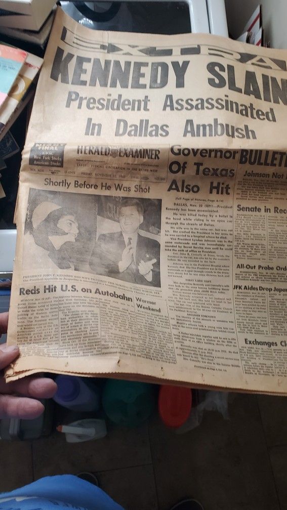President Kennedy Assination Los Angeles Herald Examiner Nov 22, 23,24,25 1963 Newspaper