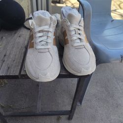 New Balance WRPD Runner Sneakers 