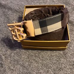Burberry belt