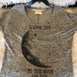 New Large Womans  “I Love You To The Moon and Back” Shirt