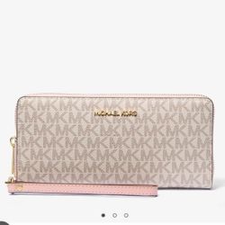 Brand New Blush Jet Set Travel Large Logo Continental Wristlet