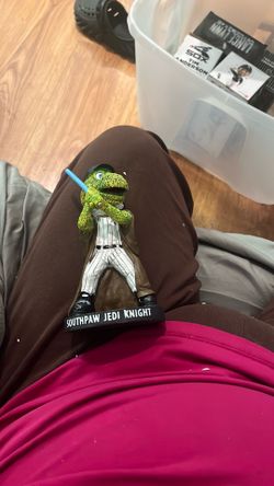 Southpaw Jedi Knight Bobblehead