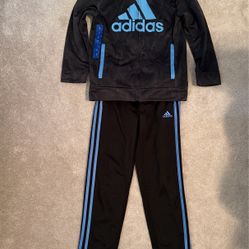 Adidas Sets - Size 6/7