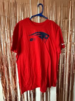 Men’s Patriots shirt