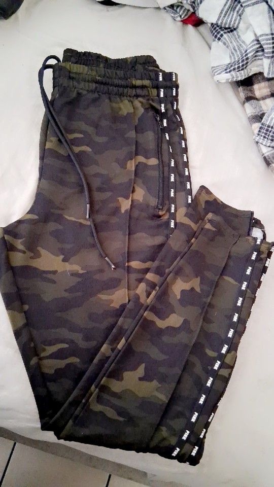 Camouflage Victoria Secret Pants Size L