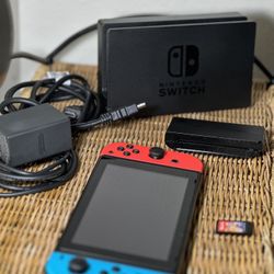 Nintendo Switch 