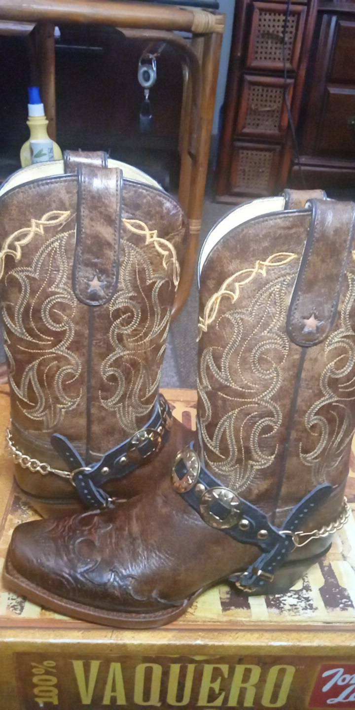Tony Lama Women’s Cowboy Boots 