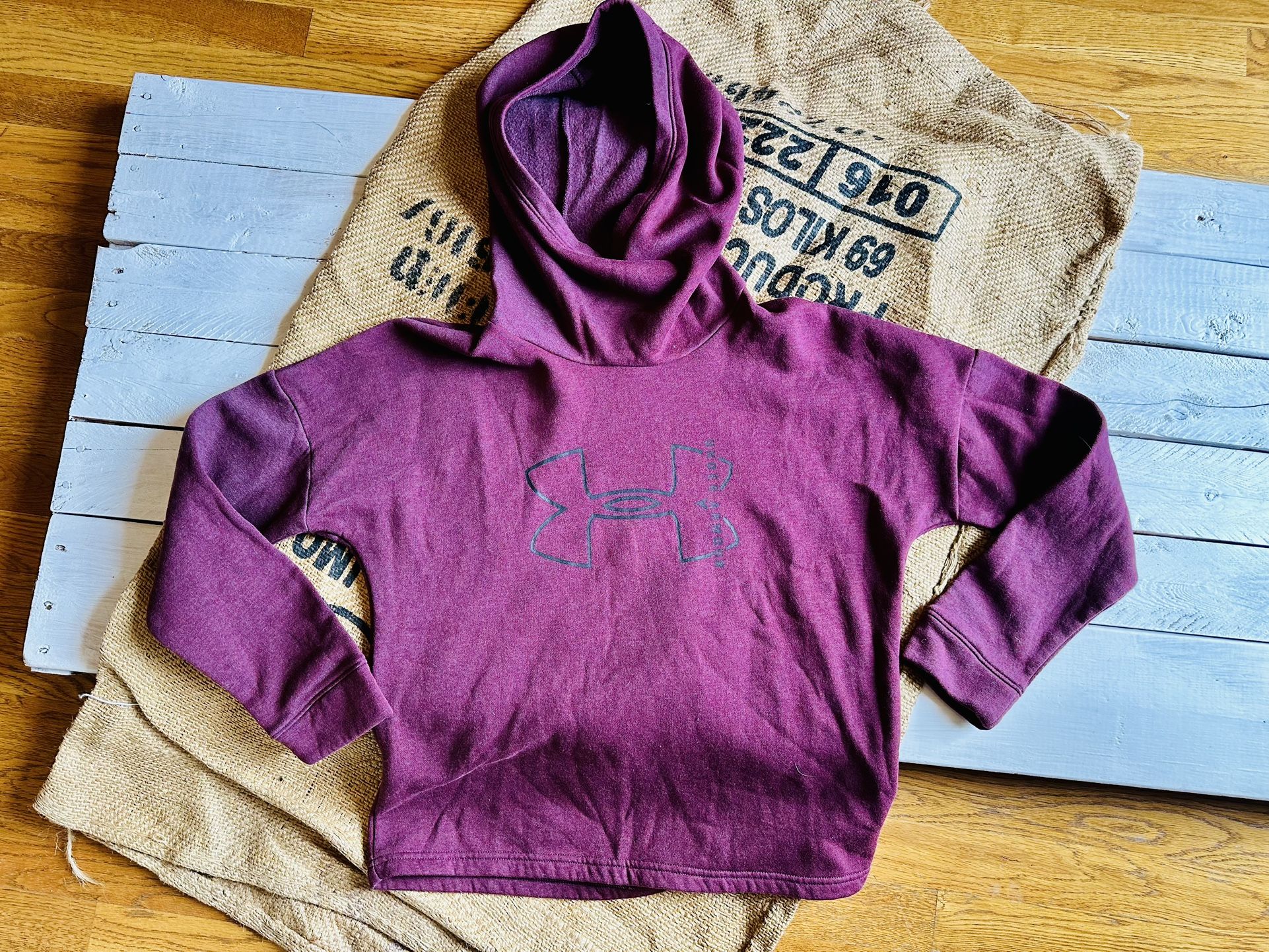 Women’s (XS) Under Armour Hoodie