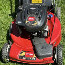 TORO SELF PROPELLED LAWN MOWER