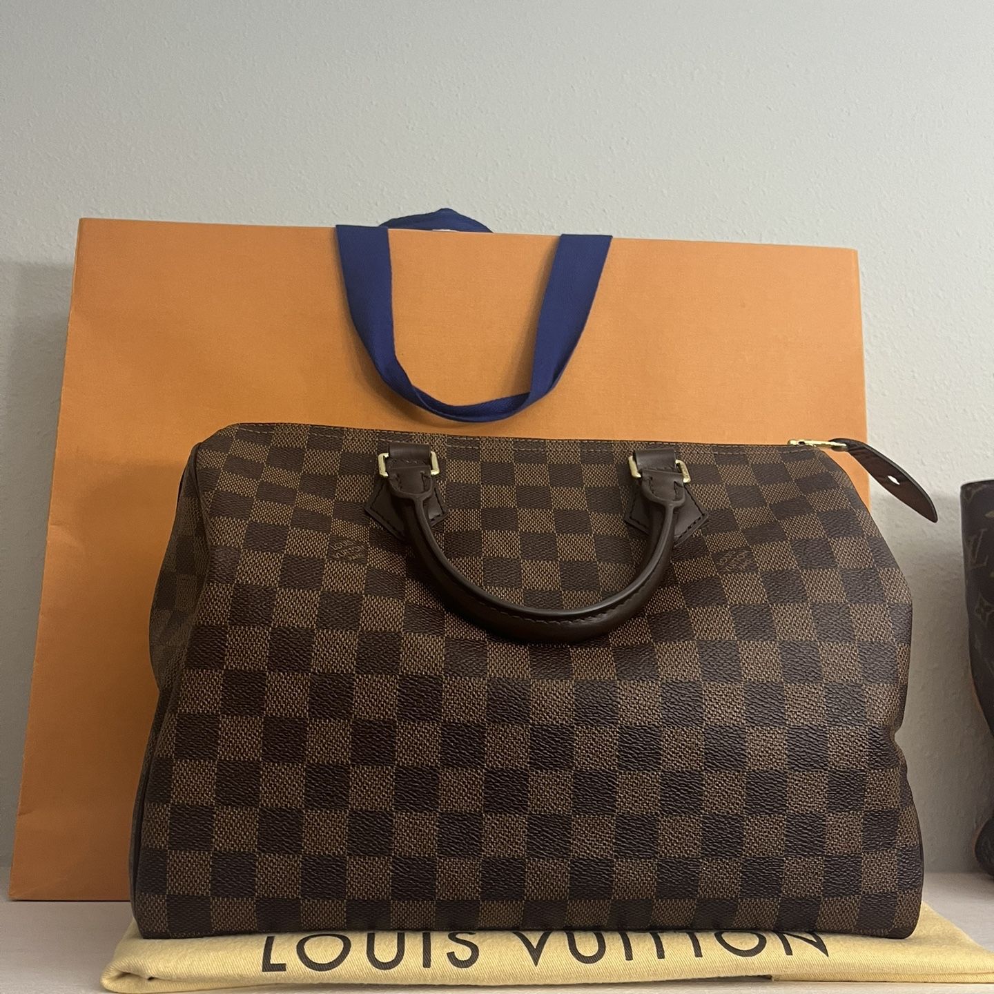 Louis Vuitton Purse for Sale in Humble, TX - OfferUp