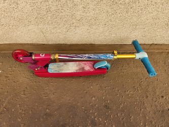 Disney's Frozen 2 II Jetson Kids Folding Light Up Kick Scooter for Ages 5+