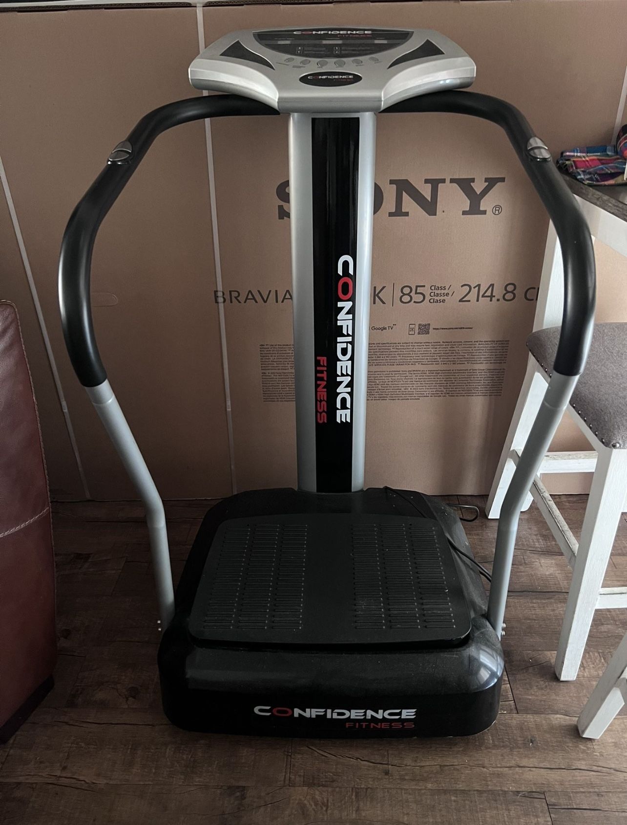 Confidence Fitness Slim Full Body Vibration Platform Fitness Machine, Black