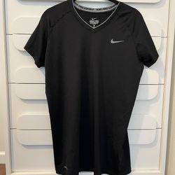 Nike Pro Combat Shirt, women size for Sale in Claremont, OfferUp