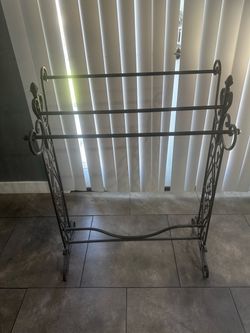 Ornate Metal Quilt or Blanket Rack – $25
