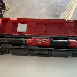 Milwaukee Torque Wrench 