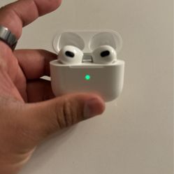Apple AirPods 