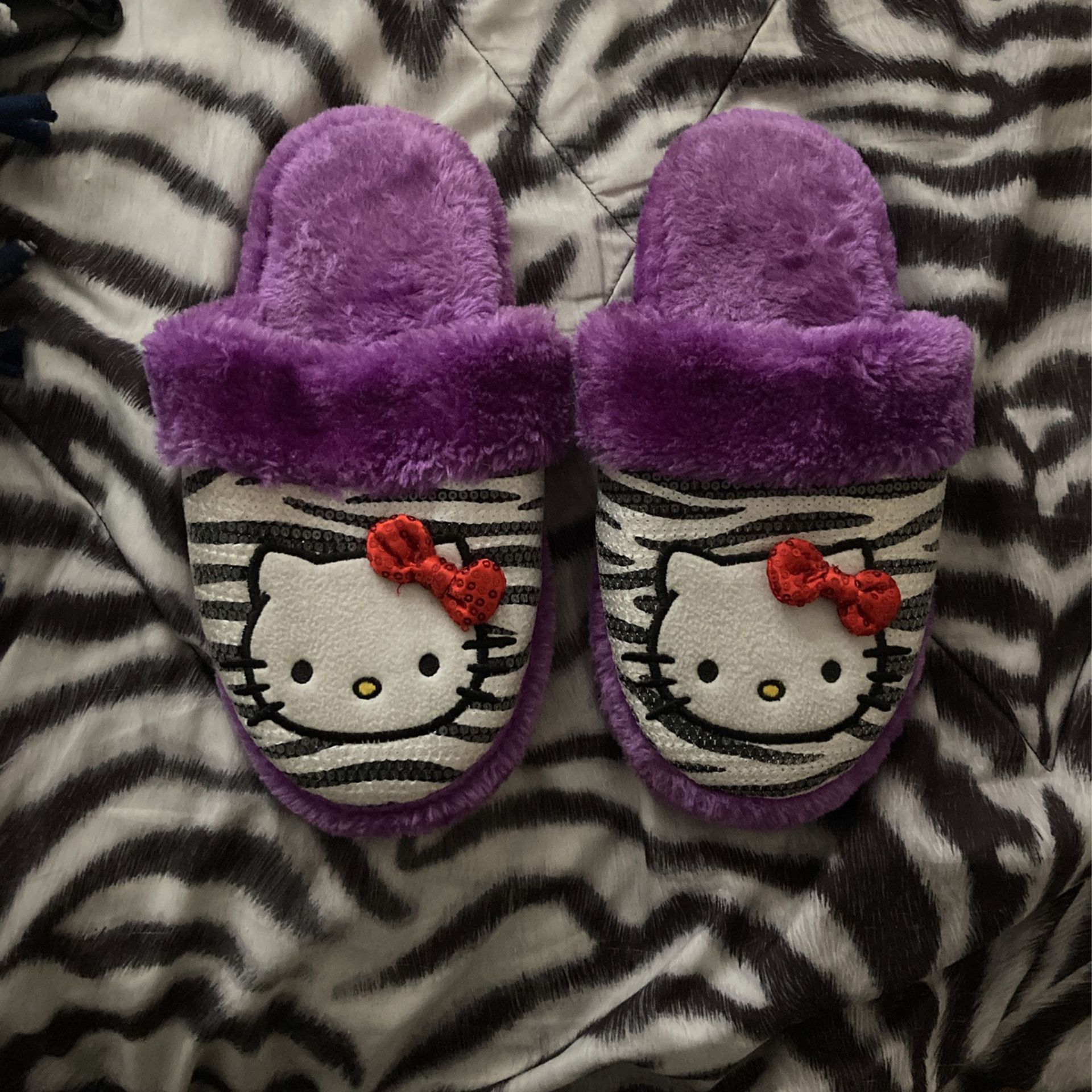 Hello Kitty Slippers 